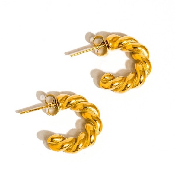 18K Gold Twisted Hoop Earrings - Picture 3 of 4